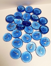 Руны стеклярус (синий/голубой), набор 25 шт в ассортиментементе. 