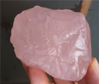 Кристалл Розовый кварц. 